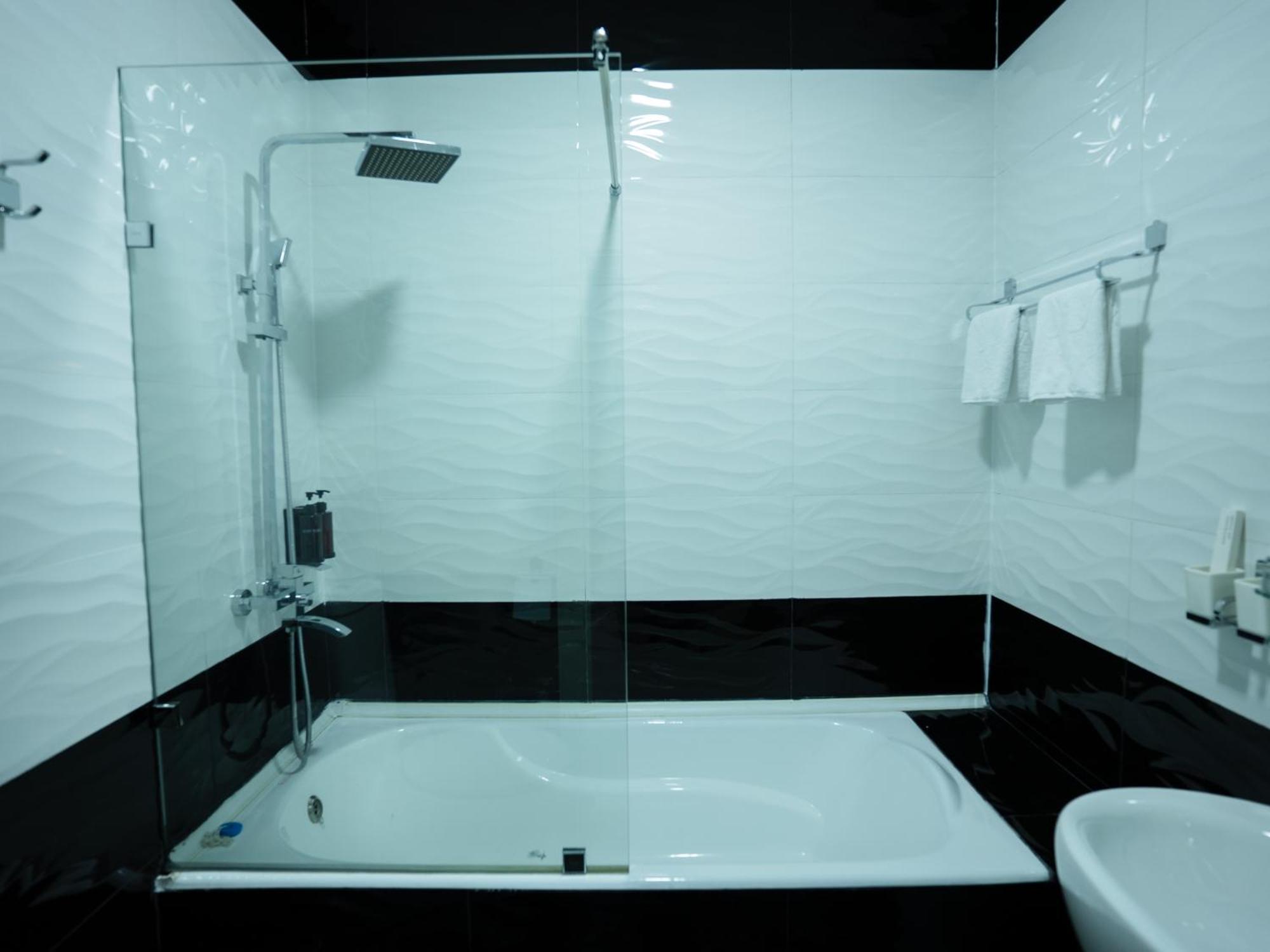 Avant Wellness Hotel Pool&Spa, Free Airport Shuttle Service Taschkent Exterior foto